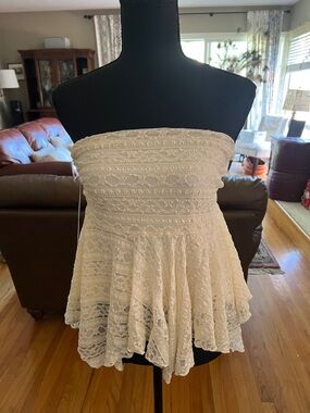 Fairycore boho festival Princess Polly Lifas Lace mini skirt or top cream size 6